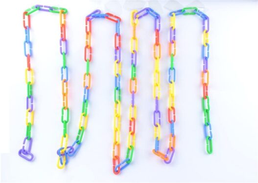 YUYUSO 100 Piece Plastic C-Clips Hooks Chain Links C-Links Rat Parrot Bird Toy Cage
